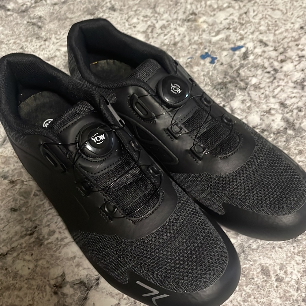 Yow cycling shoes 9